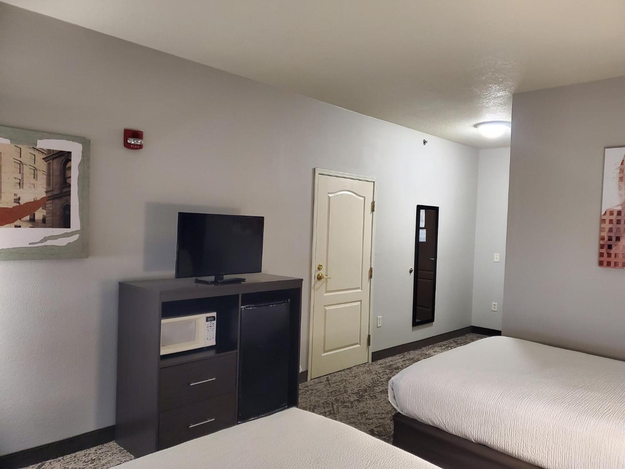 Best Western Fort Wayne Inn & Suites North Exterior photo